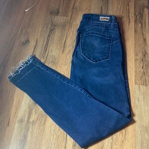 Juicy Couture Skinny Jeans Dark Size 6‎